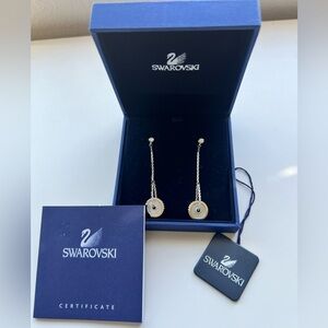 Like New Vintage Swarovski Dangle Pierced Earrings